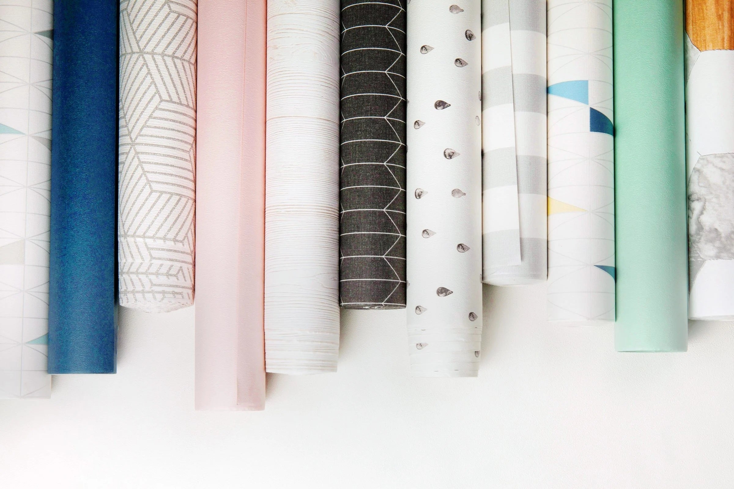 Can You Wallpaper Over Wallpaper? - CostaCover