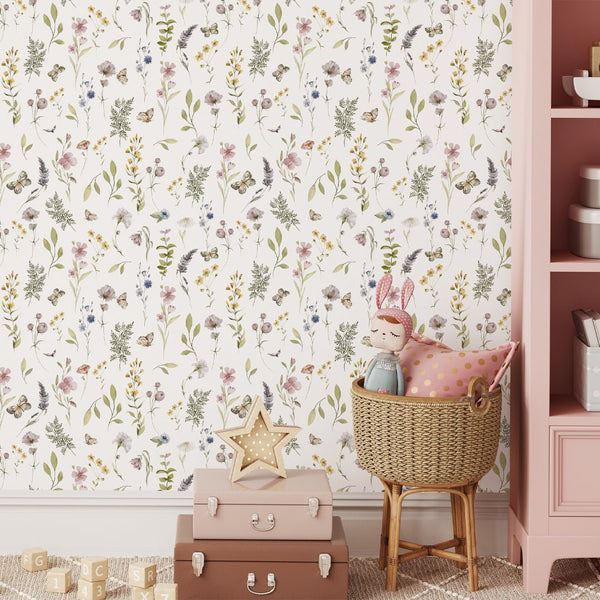 Light, airy wallpaper with watercolor wildflowers, perfect for creating a soft, whimsical atmosphere in nurseries.